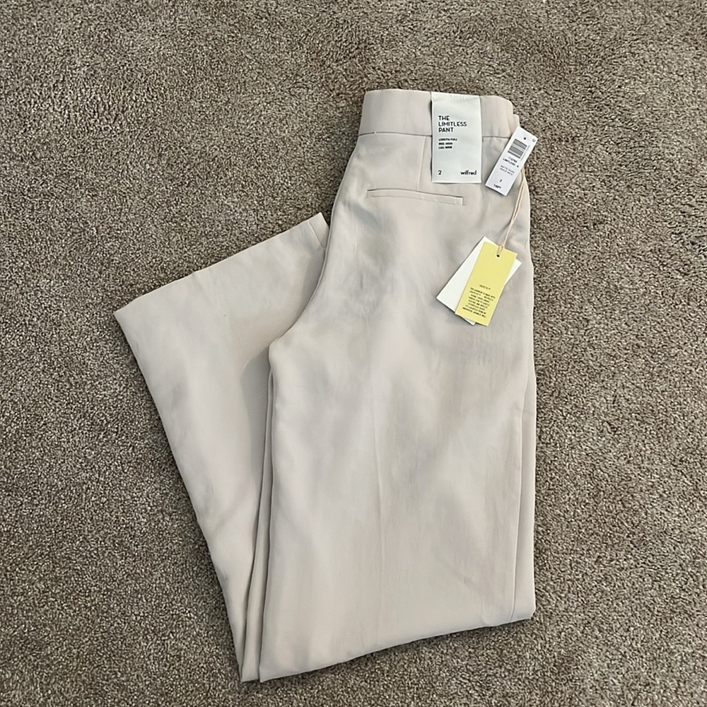 Aritzia Wilfred - The Limitless Pant - NWT Size 2